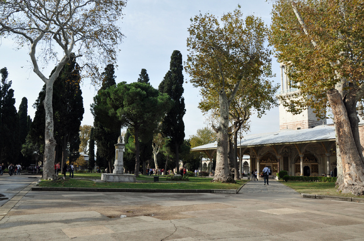 Топкапы - Дворец султана в Стамбуле фото 9