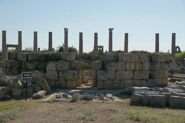 Агора